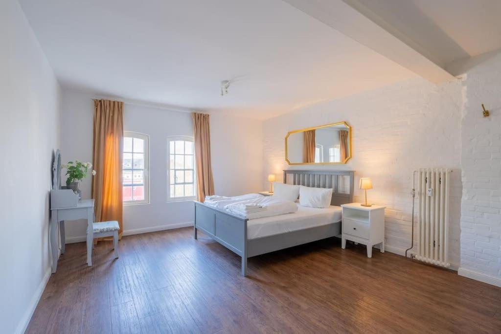 Zentral Gelegenes Premium-Apartment Mit Viel Tageslicht Гамбург Екстер'єр фото